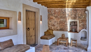 Resa Esatates for sale finca st rafael Ibiza modern 1 porche .jpg